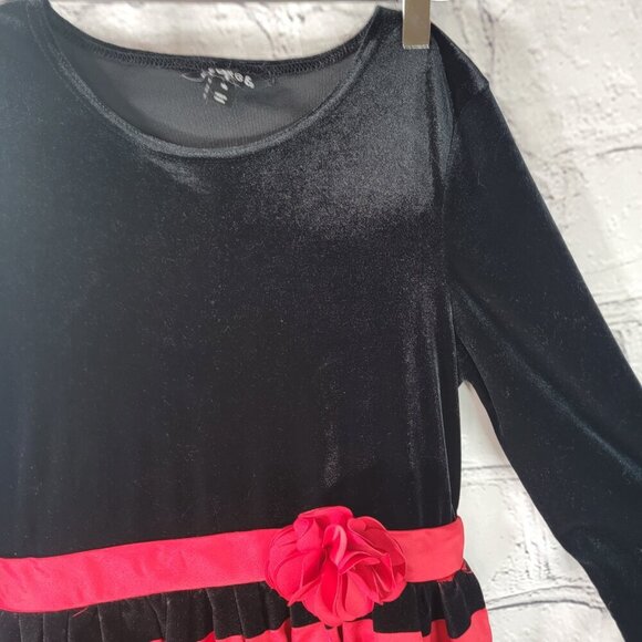 George Girls 16 Tween Black Red Velour Long Sleeve Holiday Christmas Dress Event - Picture 2 of 5